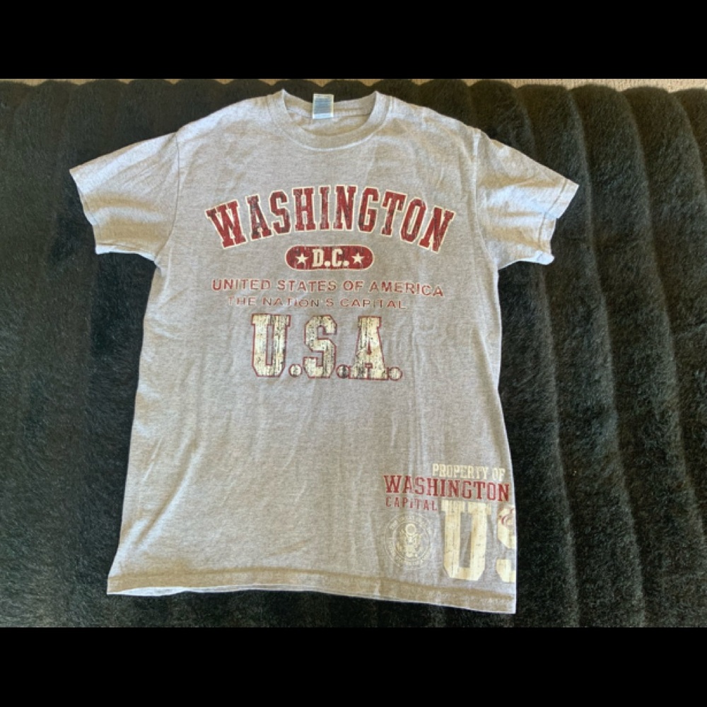 GILDAN Heavy Cotton Size Small Washington DC Shirt